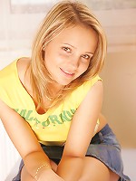 Pussy addicted teen fingers her twat