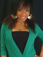 Ebony teen Tiny decides to show off her natural G cups!