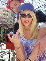 Horny young slut shows love for the big cock