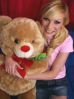 Flirty blonde Sascha Sin gets nailed on sofa with cumshot