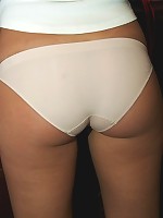 Nicoles sweet ass in panties