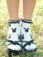 Brunette teen pics in the park