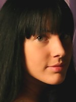 Amanda shows off her big teen booty