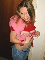 Lovable Kitty is flexible