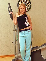 Sporting sweetie fondling snatch