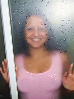 Showering beauty pleasures snatch