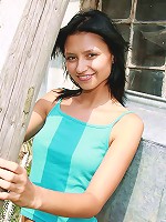 Teen petting her drenched vagina