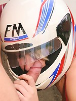 Blonde teenie girl fucked outdoor