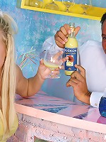 Blonde teenie tastes barjam jizz