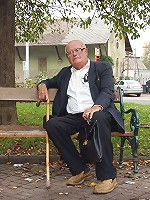 Teenie hairdresser fucking senior