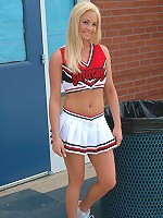 Dream Kelly pom pom pussy strip