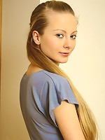 Flawless model Larka demonstrates her naked teen body