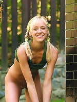 Lithe cutie gets wet and spreads her pussy - Hanna - Lithe cutie gets wet and spreads