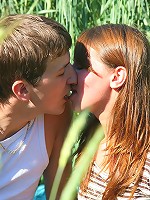 Hot amateur teen sex in the great outdoors