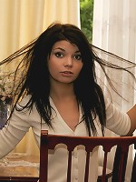 18yo teen Kaira spreads her legs and shows her hot pussy!