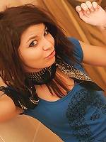 Sexy non-nude portrais of sweet 18yo teen Kaira