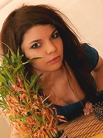 Sexy non-nude portrais of sweet 18yo teen Kaira